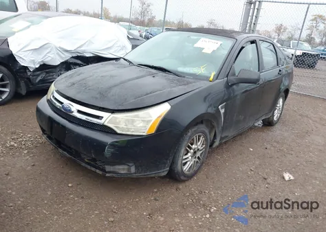 2008 Ford Focus Se/Ses z USA, uszkodzony, nr VIN 1FAHP35N68W159799